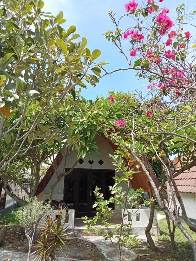 Meno Smile Cottages Gili Meno Exterior foto